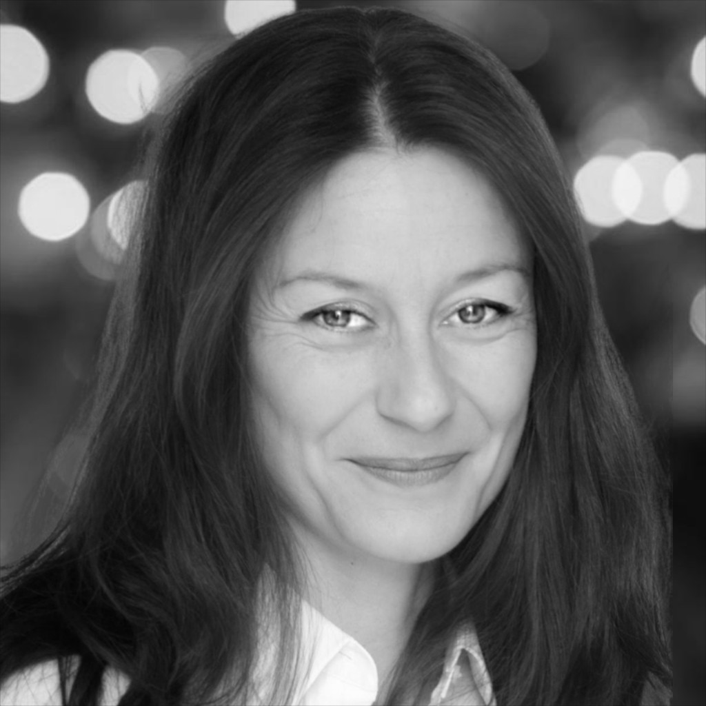 ar-portrait-nb Anne-Romaine Favre